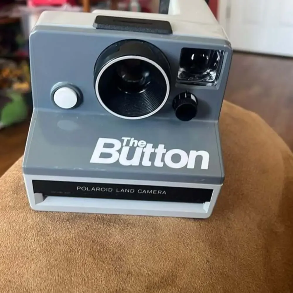 Vintage Polaroid The Button Instant Land Camera not tested
